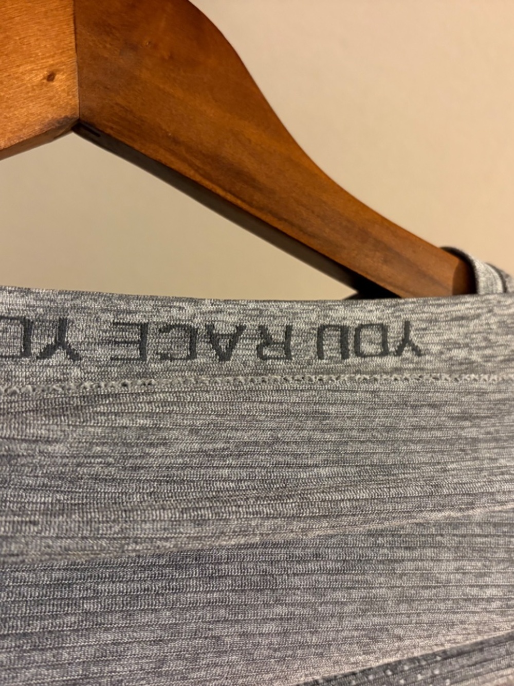 Lululemon Swiftly Tech Racerback Tank Top Heathered Slate Gray Size 8 Inscriptio - Picture 6 of 6